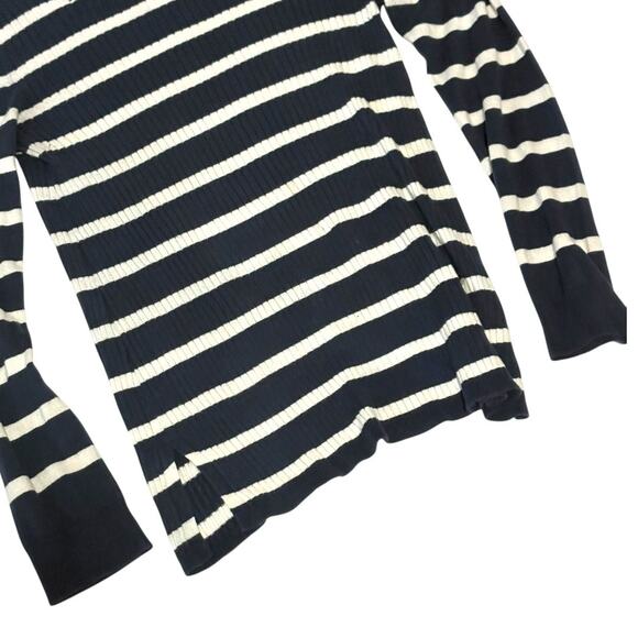 GAP Striped Long Sleeve Top - Sweater Style Navy & White - Medium Long Sleeves - Picture 12 of 12